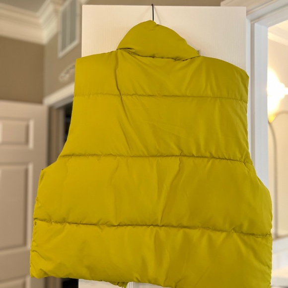 GeeGee Puff Vest in Avocado - NWT - Small - Picture 2 of 3